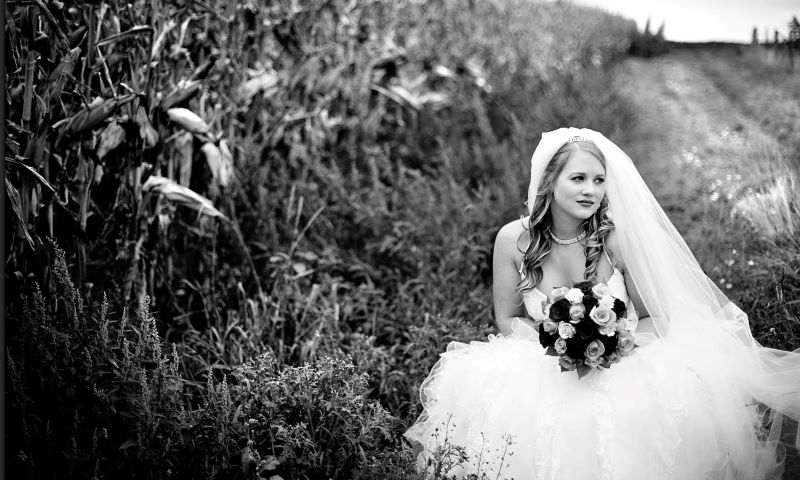 Photo of a bride outside in Newfoundland